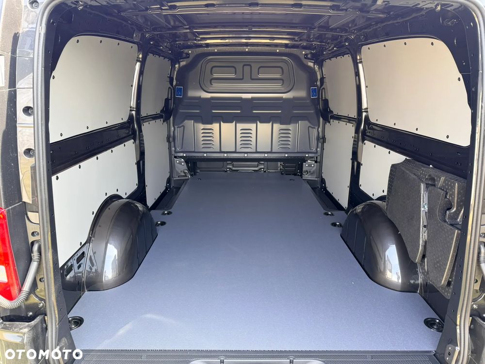 Mercedes-Benz Vito - 8