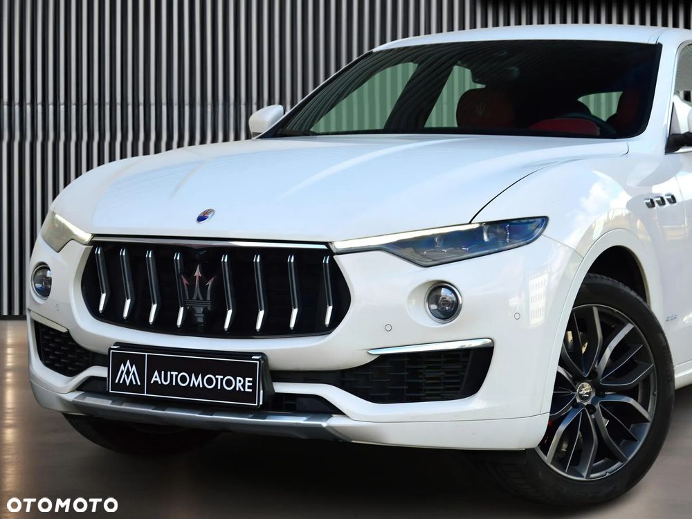 Maserati Levante Q4 - 2