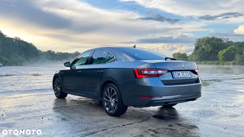 Skoda Superb 2.0 TDI L&K DSG - 4