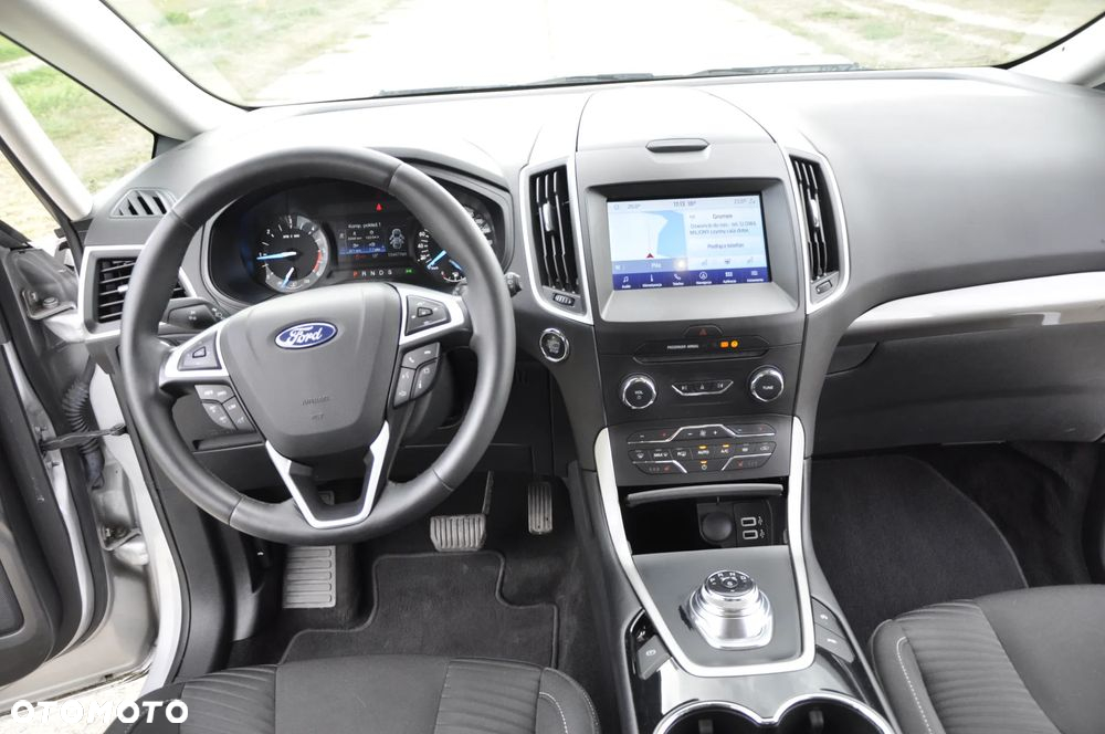 Ford S-Max 2.0 EcoBlue Titanium - 18