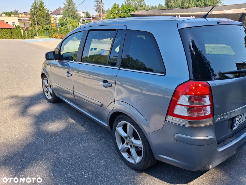 Opel Zafira 1.7 CDTI - 28