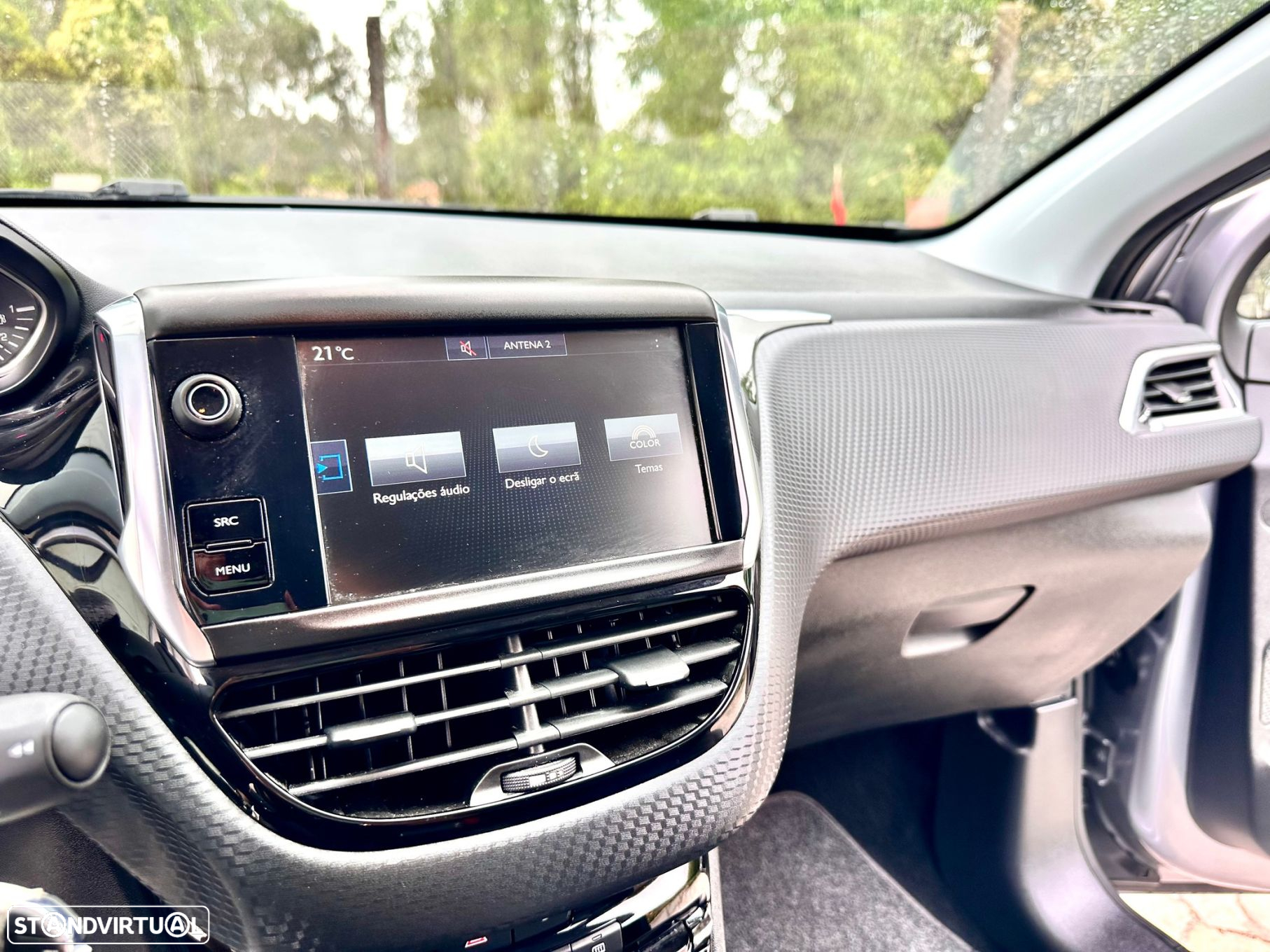 Peugeot 2008 1.2 PureTech Allure - 25