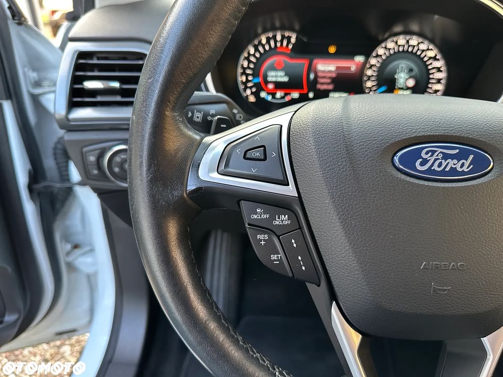 Ford Mondeo 2.0 TDCi Titanium PowerShift - 25