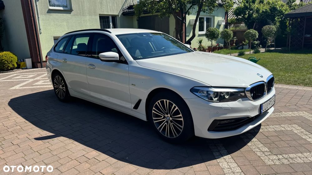 BMW Seria 5 520d xDrive Sport Line sport - 1