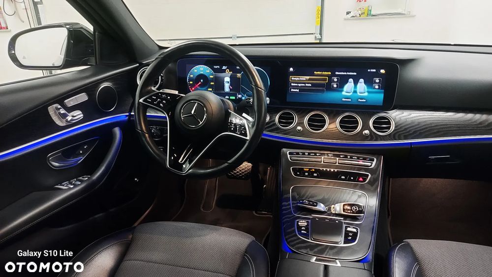 Mercedes-Benz Klasa E 300 de 4-Matic AMG/Avantgarde - 18