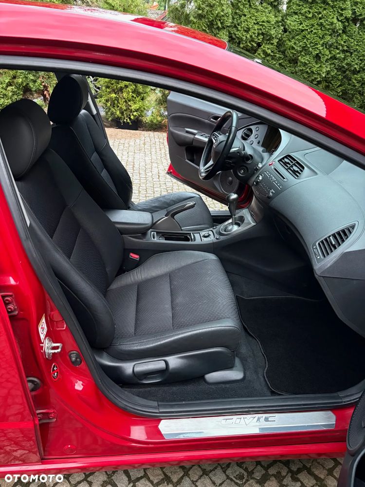 Honda Civic 1.8 Comfort - 13