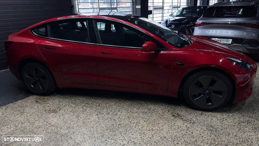 Tesla Model 3 Standard Range Plus RWD - 3