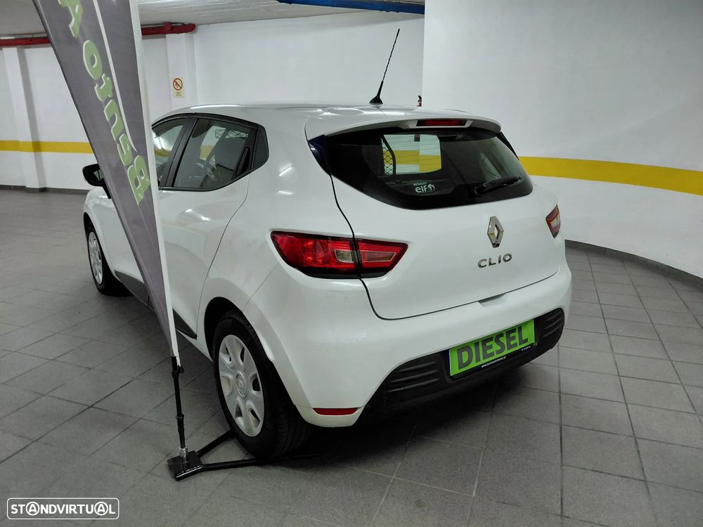 Renault Clio 1.5 DCi Van Iva Dedutível - 28