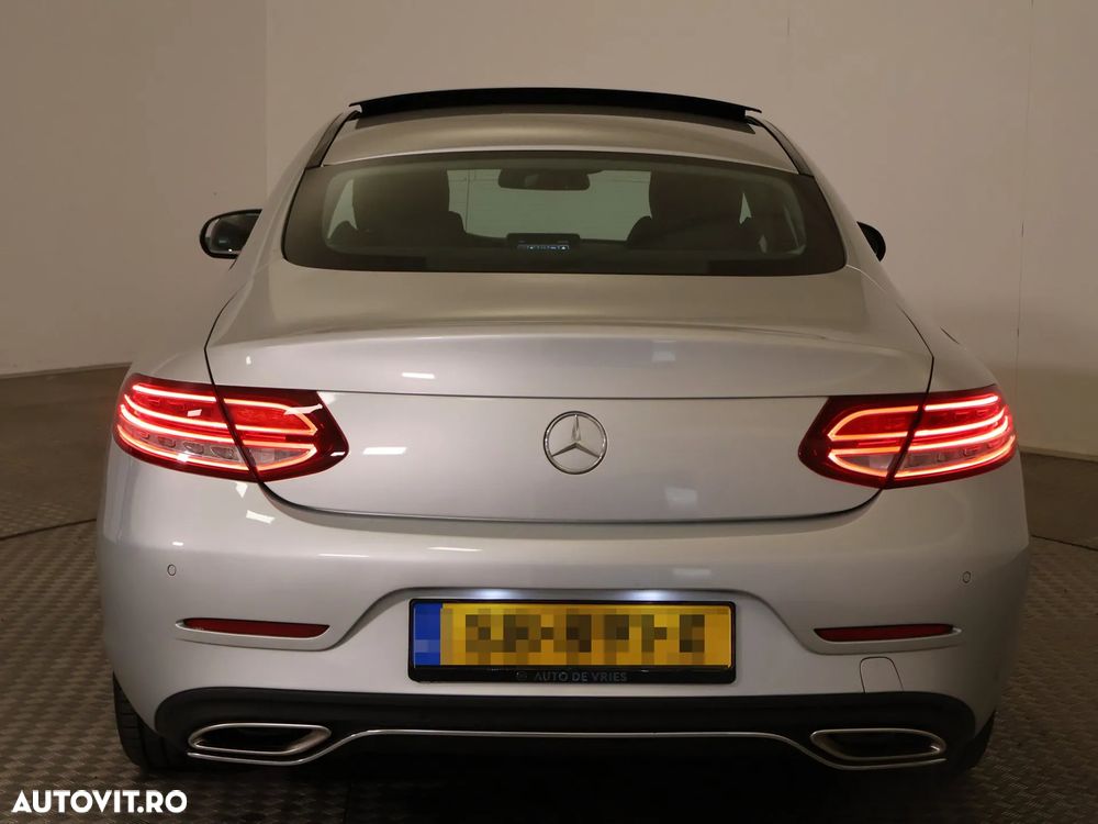 Mercedes-Benz C 180 Coupe 9G-TRONIC - 11