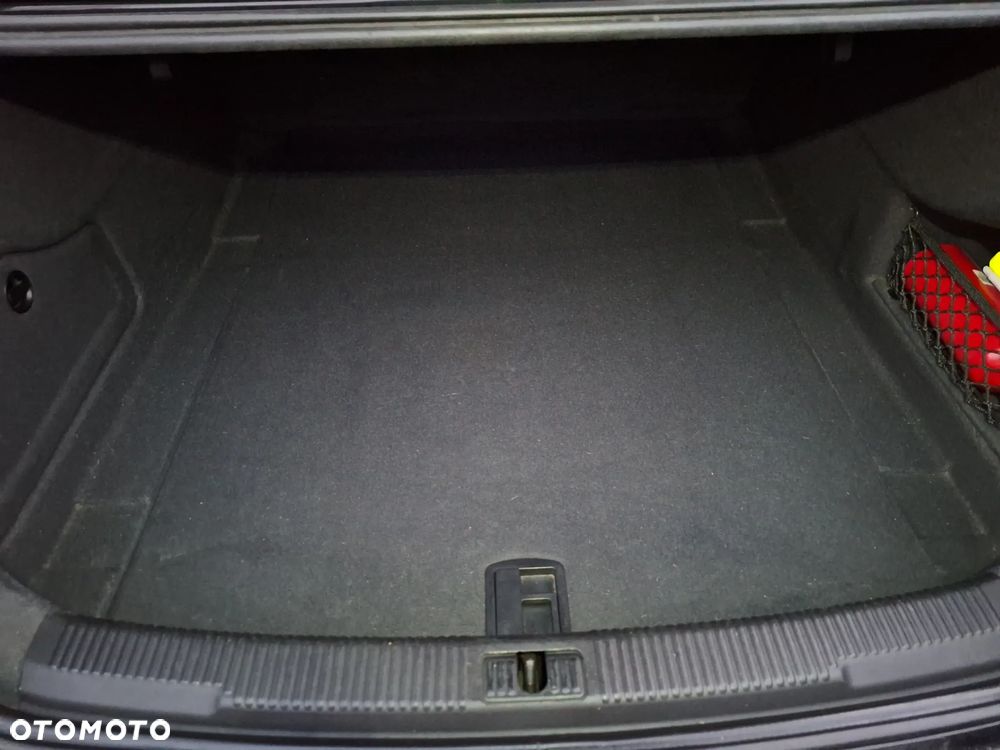 Audi A6 Limousine 2.0 TDI - 12
