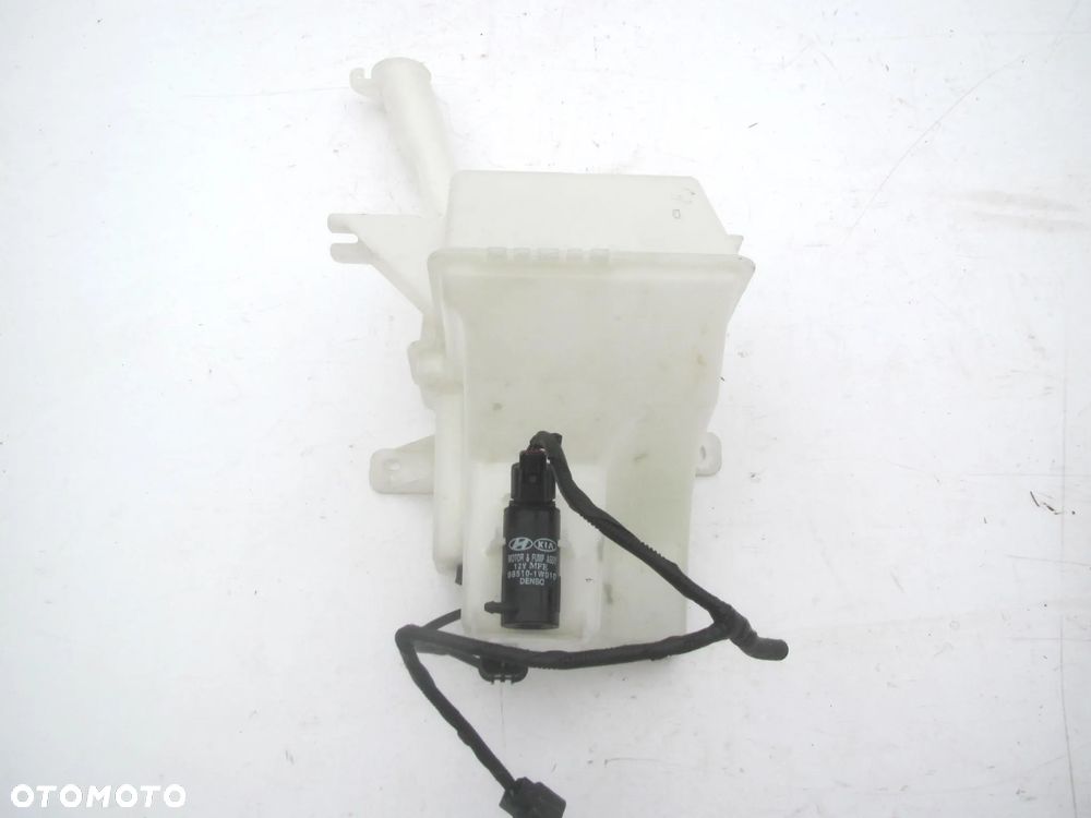 HYUNDAI i40 zbiorniczek spryskiwaczy pompka czujnik spryskiwacz OE - 8