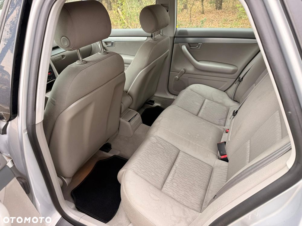 Audi A4 Avant - 6