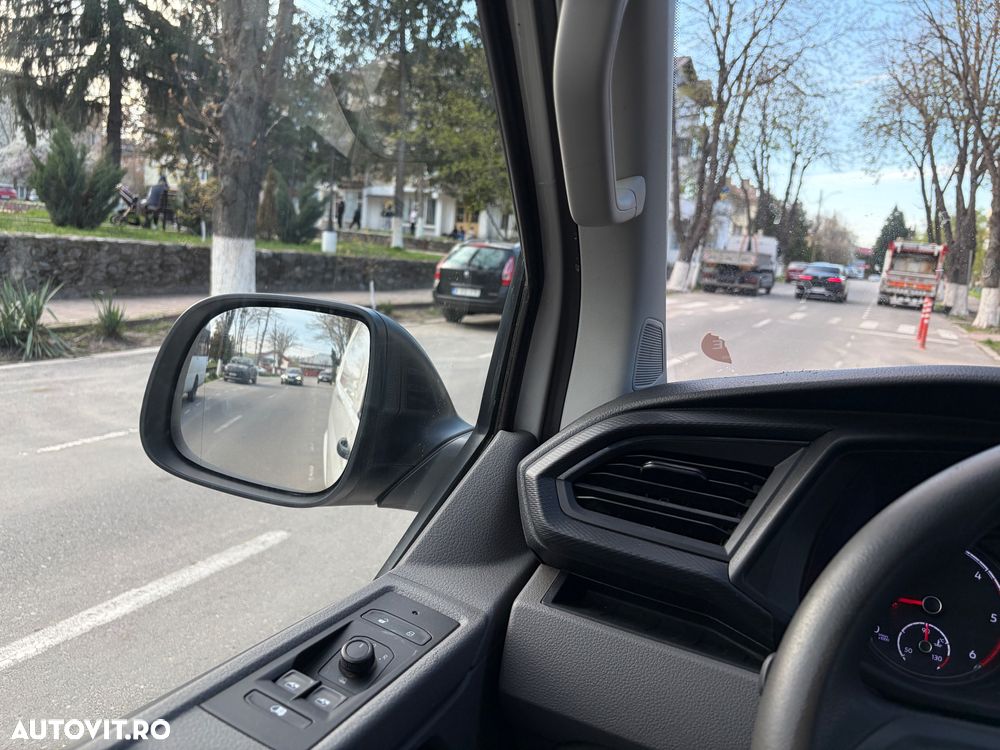 Volkswagen T 6.1 - 13