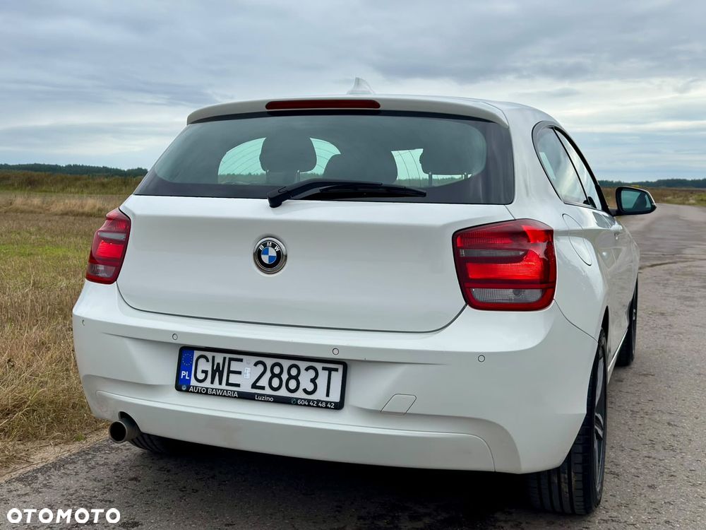 BMW Seria 1 116d - 15
