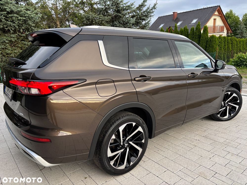 Mitsubishi Outlander - 8