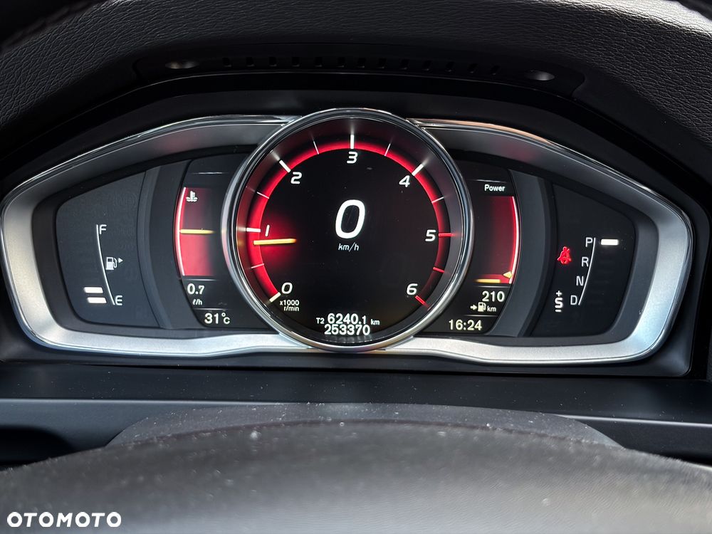 Volvo S60 D4 Geartronic Momentum - 27