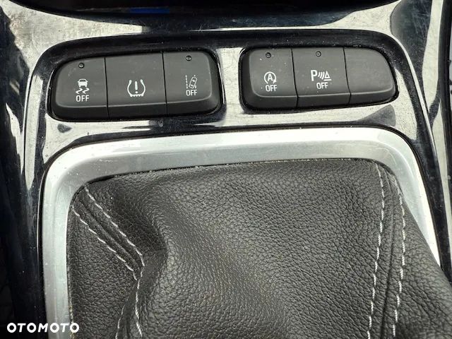 Opel Crossland X - 17