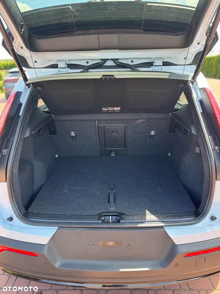 Volvo XC 40 - 23