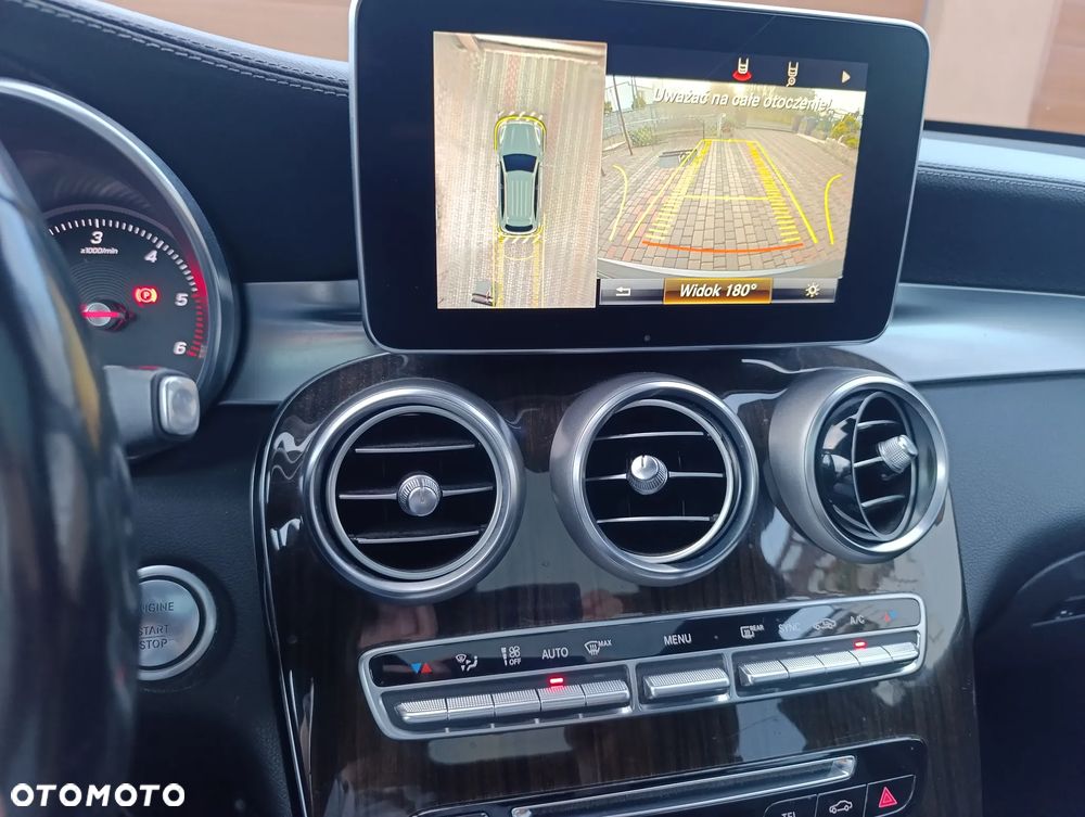 Mercedes-Benz GLC - 22