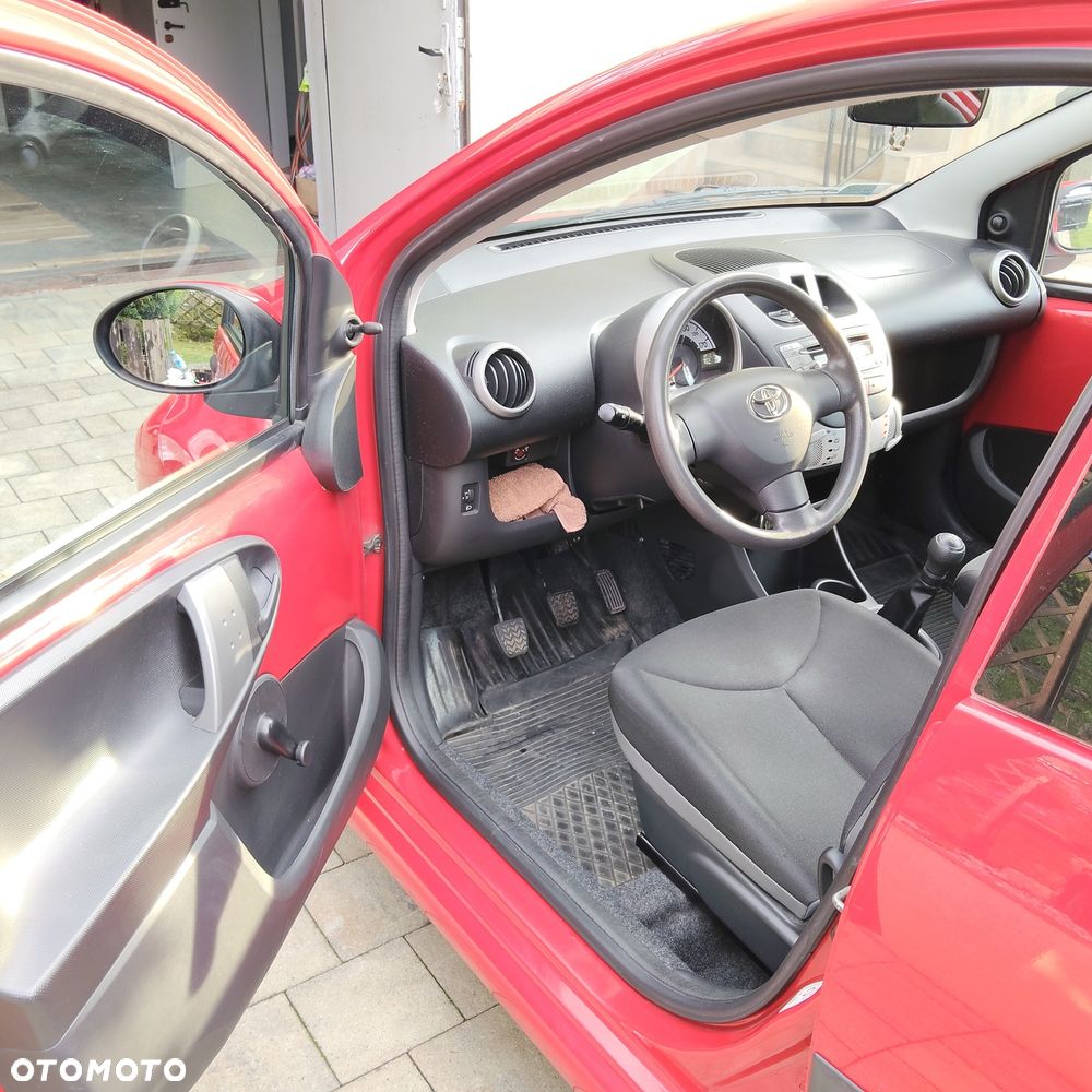 Toyota Aygo - 6