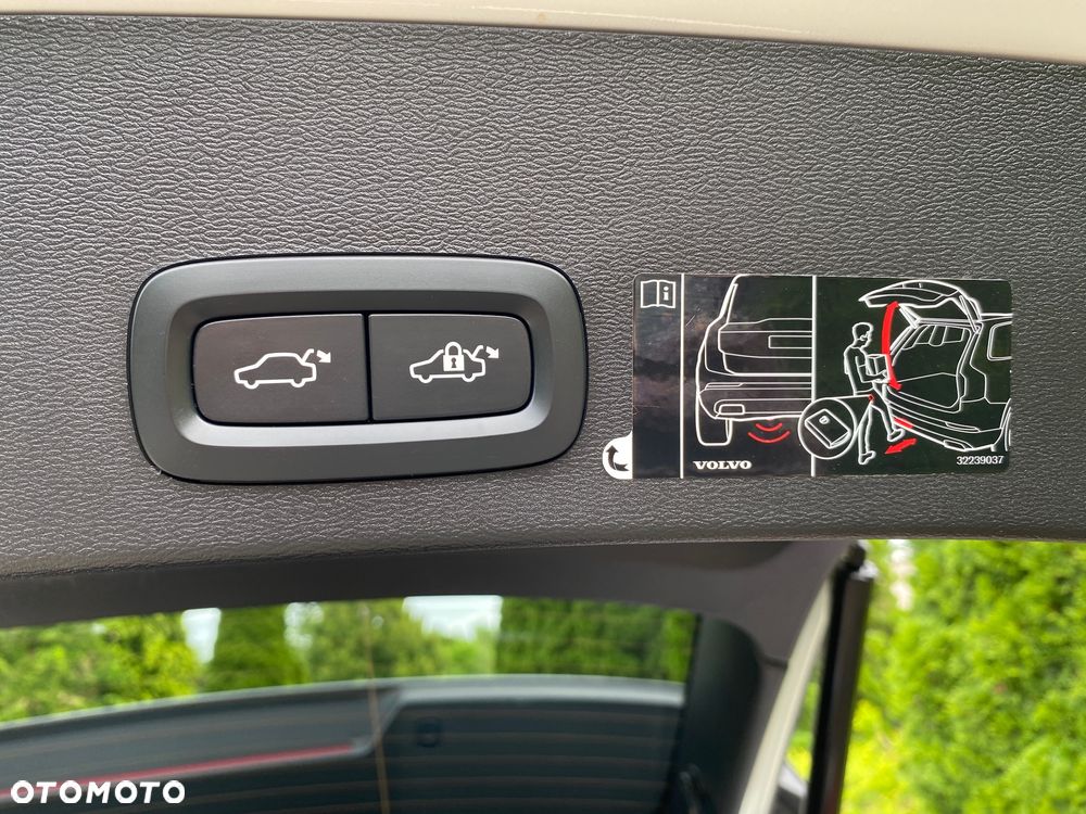 Volvo XC 40 D3 R-Design - 16
