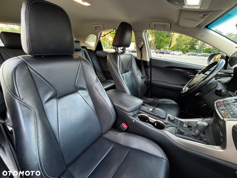 Lexus NX 300h Elegance AWD - 21