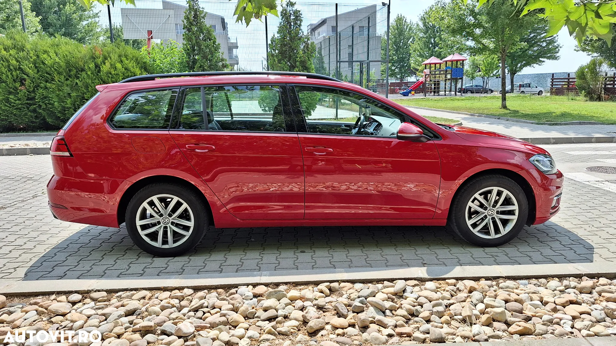 Volkswagen Golf 1.6 TDI (BlueMotion Technology) DSG Comfortline - 32