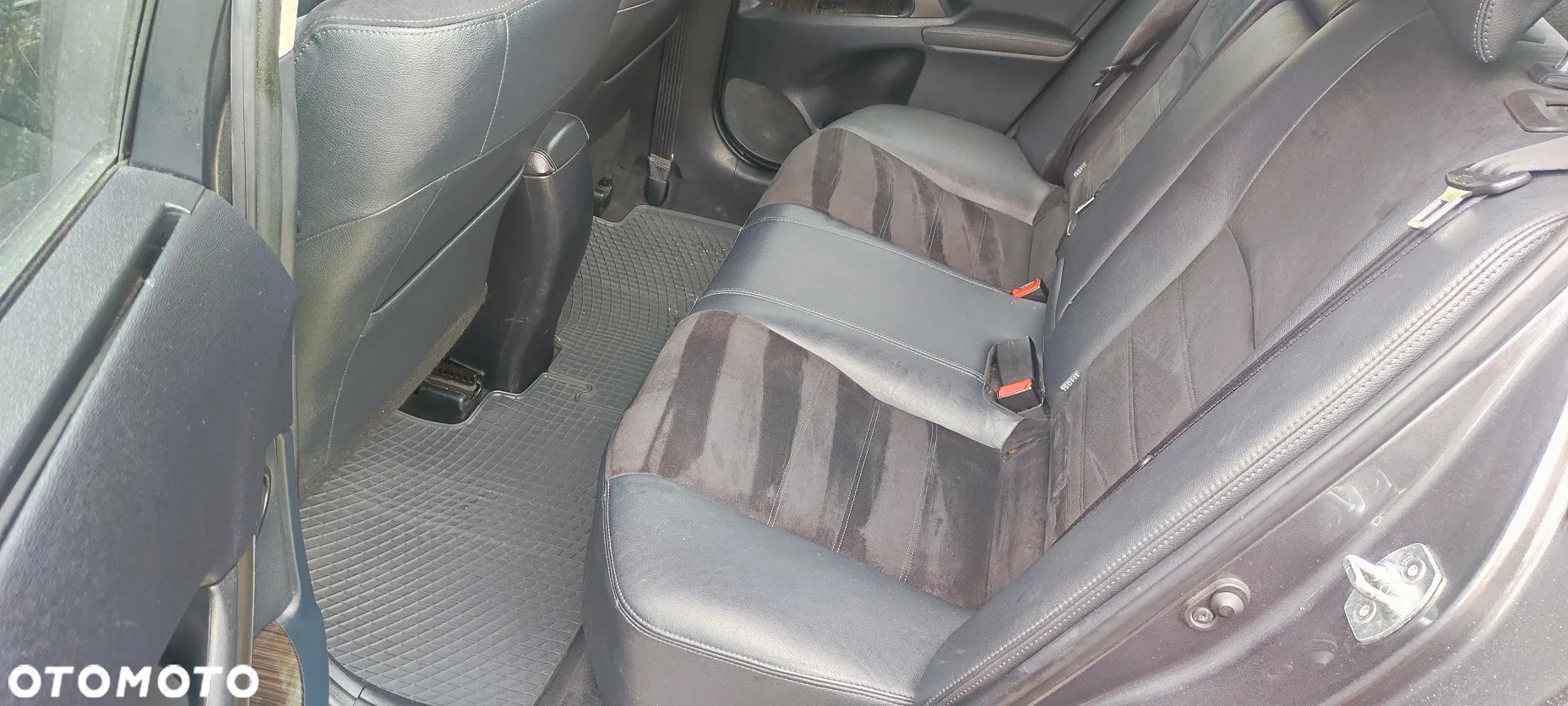 Toyota Avensis 1.8 Sol plus NAVI - 7
