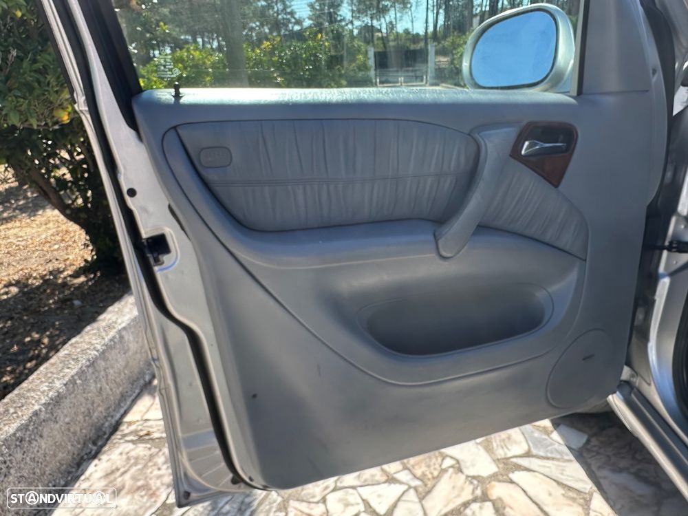 Mercedes-Benz ML 270 - 10