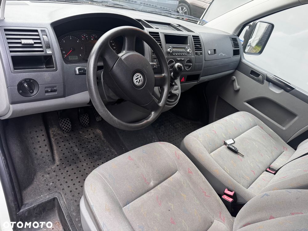 Volkswagen T5 transporter - 5