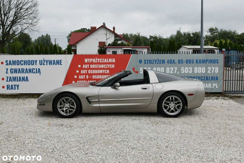 Chevrolet Corvette - 4