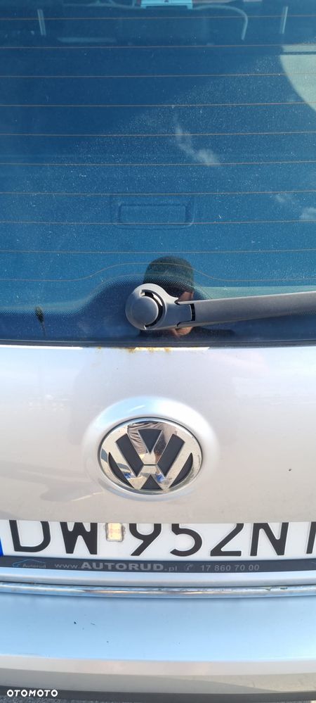 Volkswagen Passat 2.0 TDI DPF Highline - 17