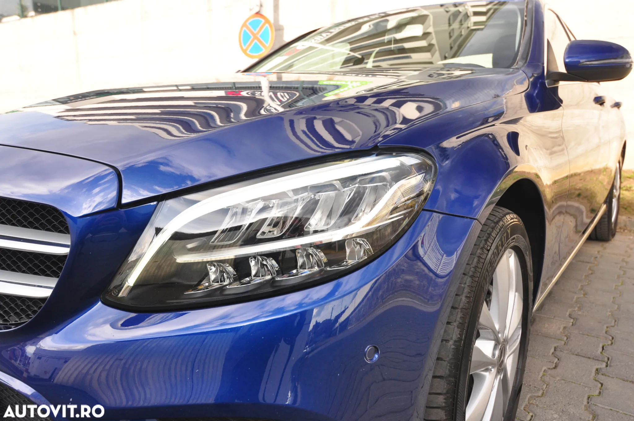 Mercedes-Benz C 220 d 4Matic 9G-TRONIC Avantgarde - 9