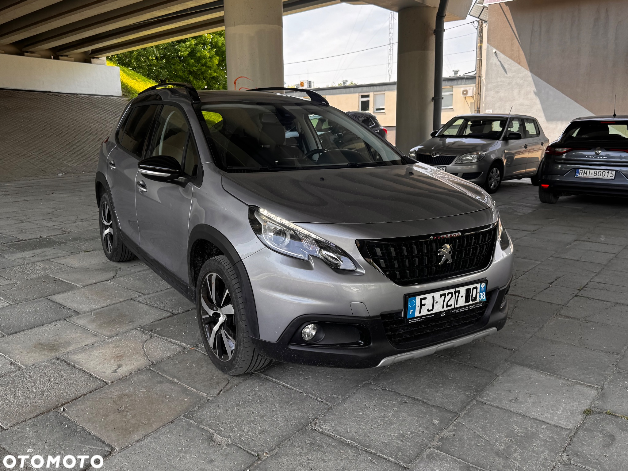 Peugeot 2008 1.2 PureTech GT S&S - 3