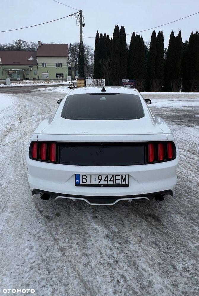 Ford Mustang 3.7 V6 - 4