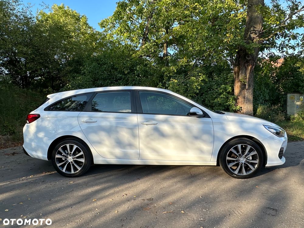 Hyundai i30 1.4 Select - 5