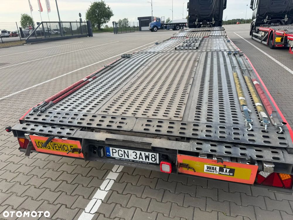 Mercedes-Benz ACTROS - 9