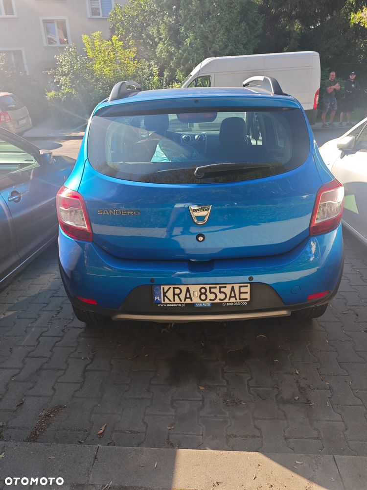 Dacia Sandero - 4
