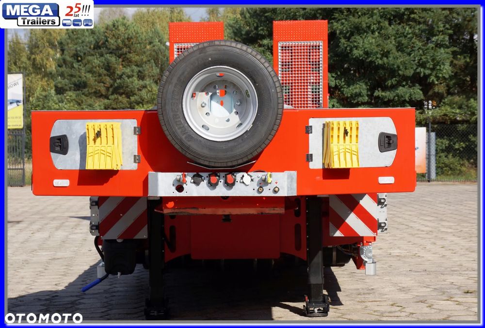 Mega Nisko-podłogowa 3 osie, 18,60 m dł., ZAGŁEBIENIA NA KOŁA pod maszyny leśne i budowlane !!! - 14