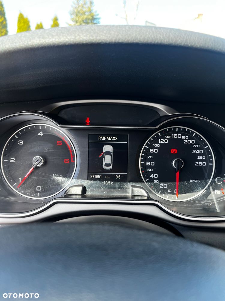 Audi A4 Limousine - 35