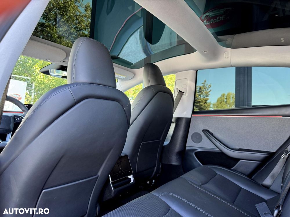 Tesla Model 3 - 20