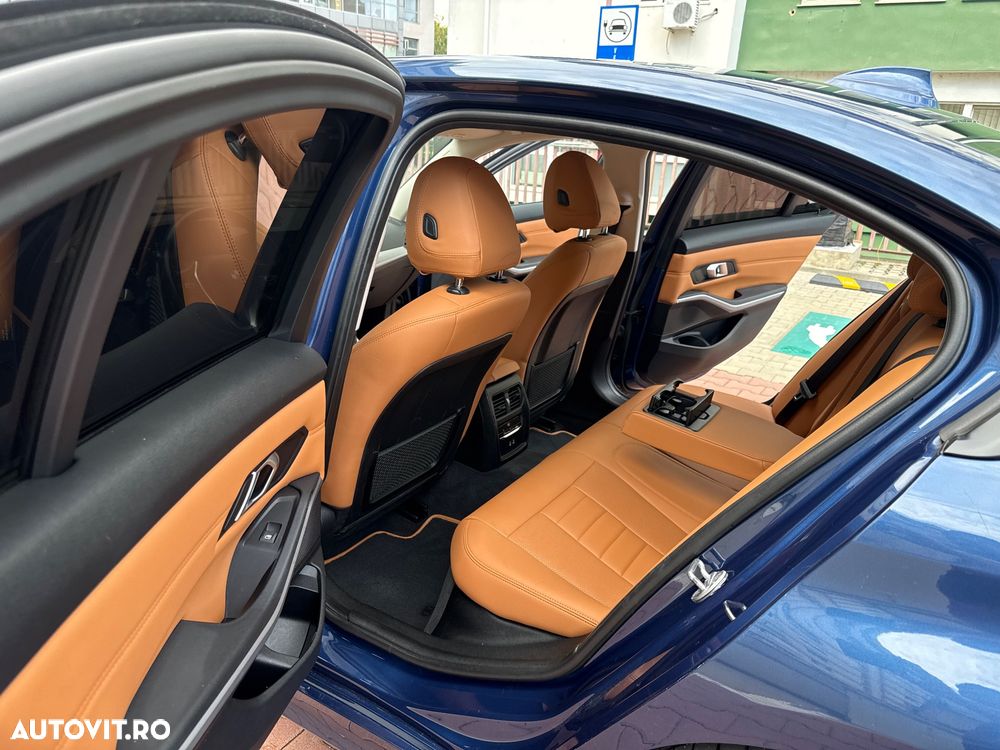 BMW Seria 3 318d Edition Luxury Line Purity - 8