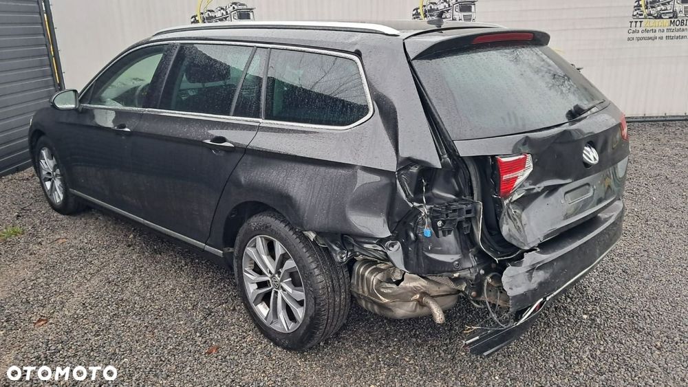 Volkswagen Passat - 15