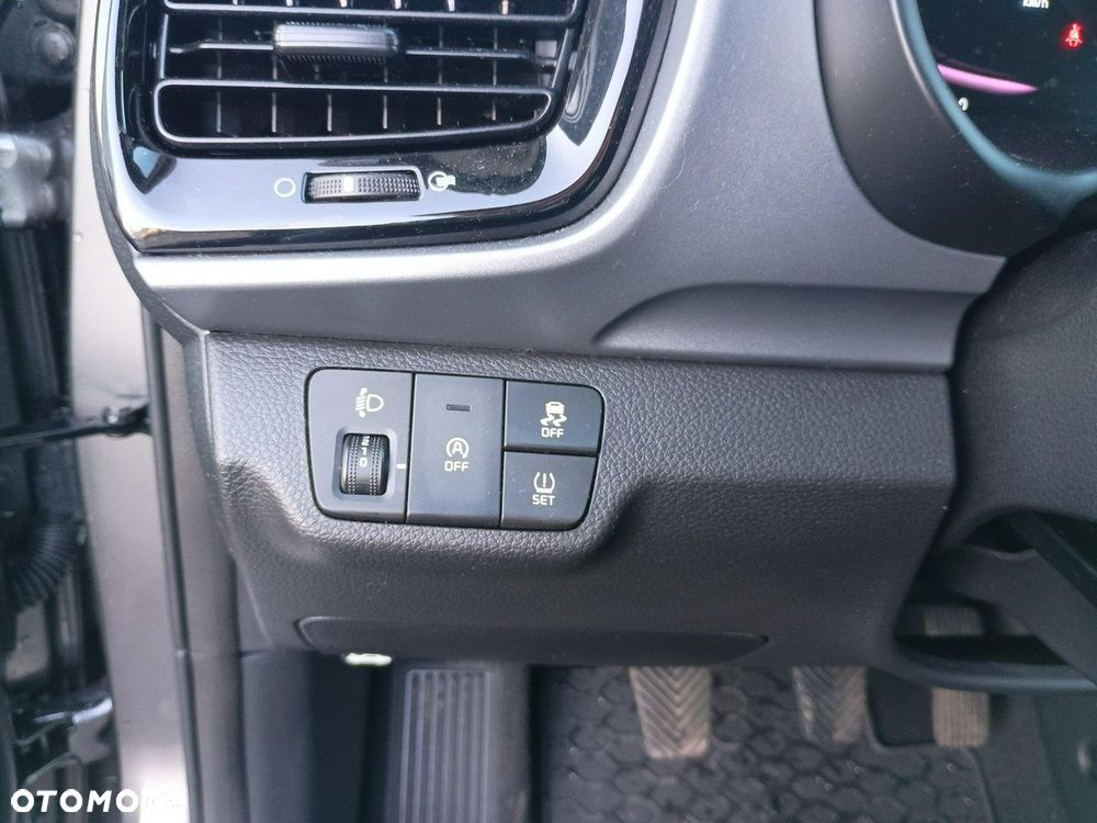 Kia Stonic 1.0 T-GDI L - 23