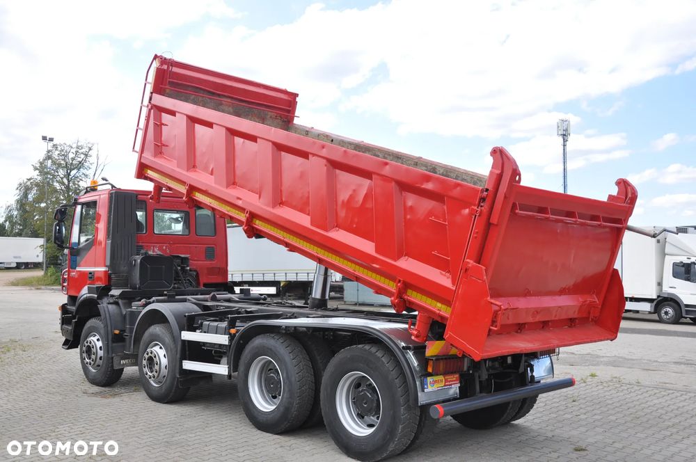 Iveco 410 TRAKKER 8x4 3 STR KIPER HYDROBURTA NOWE SPRZĘGŁO - 12
