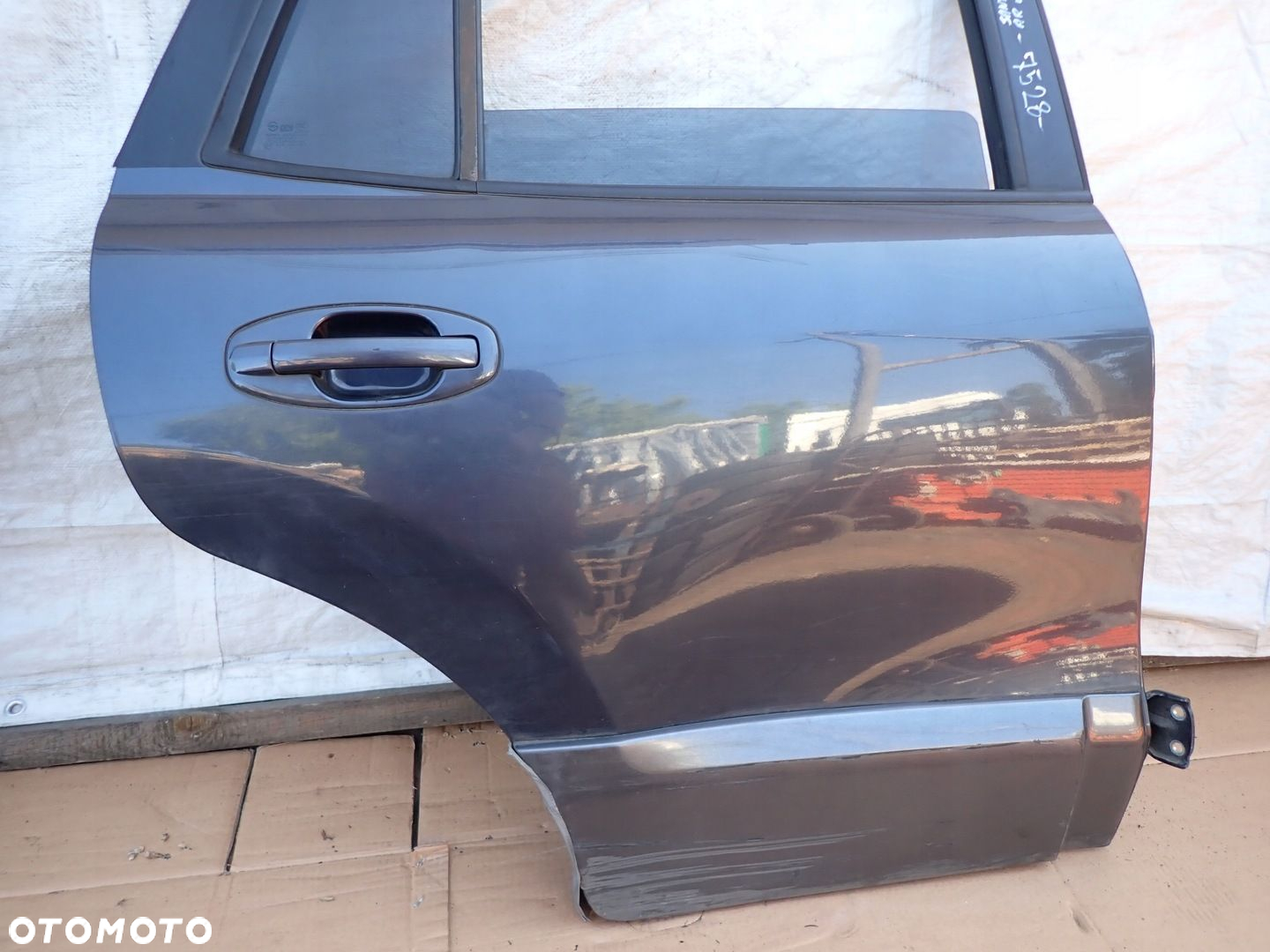 HYUNDAI SANTA FE 01- DRZWI TYLNE PRAWE 5W - 4