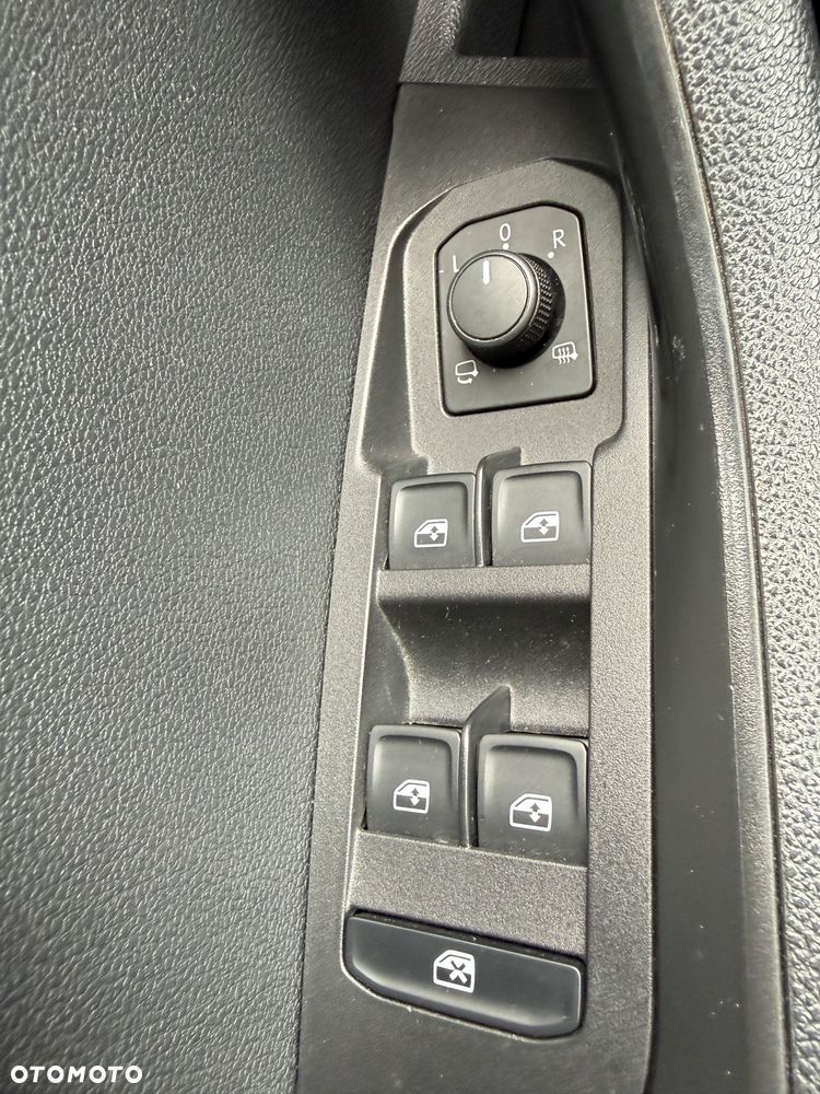 Skoda Karoq 1.5 TSI ACT 4x2 Sportline DSG - 29