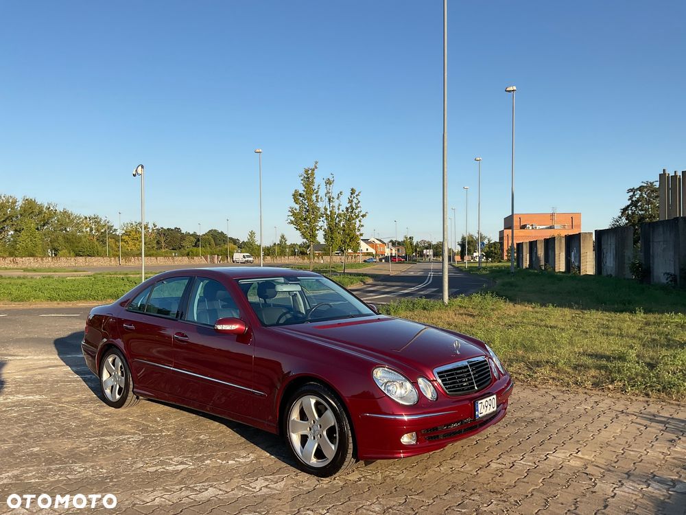 Mercedes-Benz Klasa E 500 Avantgarde - 9