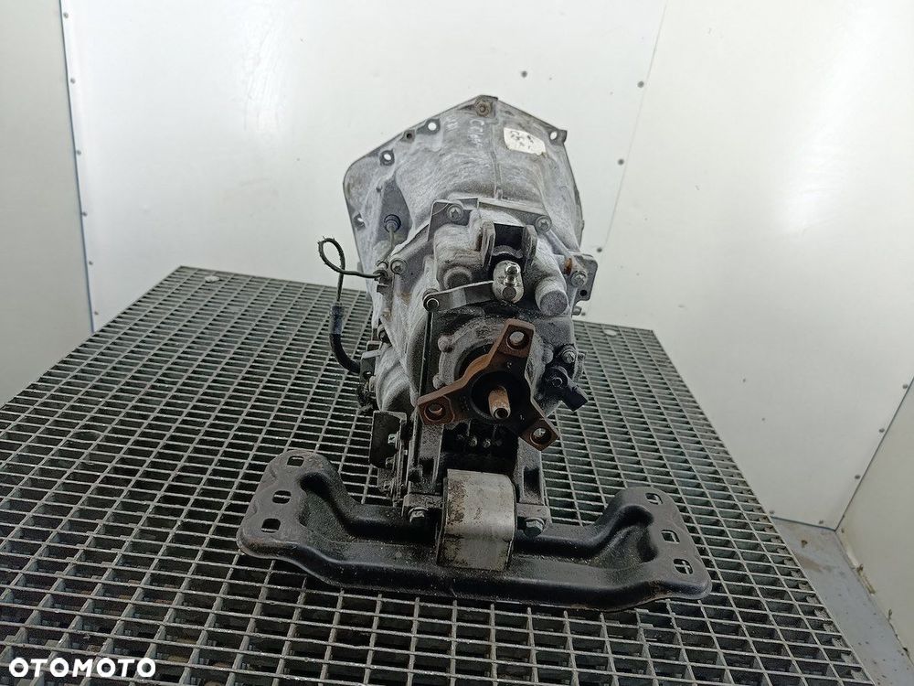 SKRZYNIA BIEGÓW MANUALNA 6 MERCEDES-BENZ KLASA C W203 716.654 2.2 CDI - 1