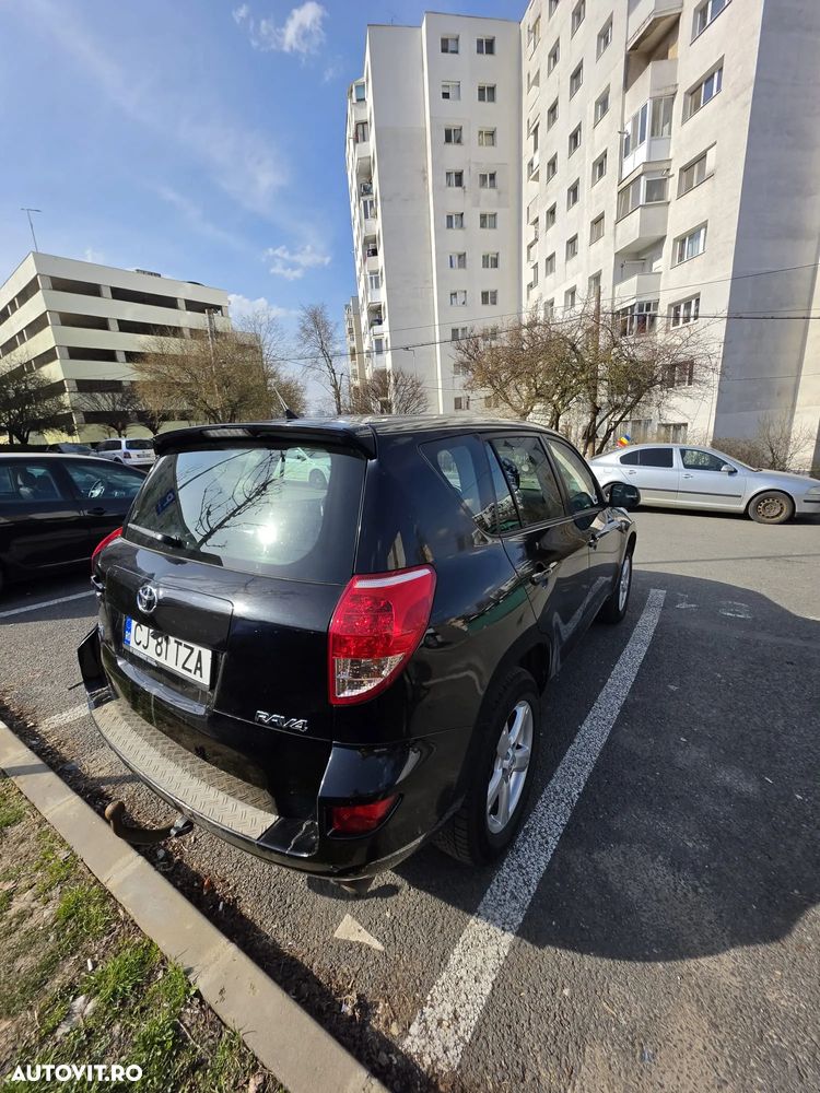 Toyota RAV4 2.2 D-4D Confort - 4